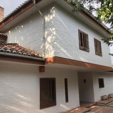 Estupenda Villa Con Piscina 5 Minutos Centro Granada Prohibido Fiestas Bagian luar foto