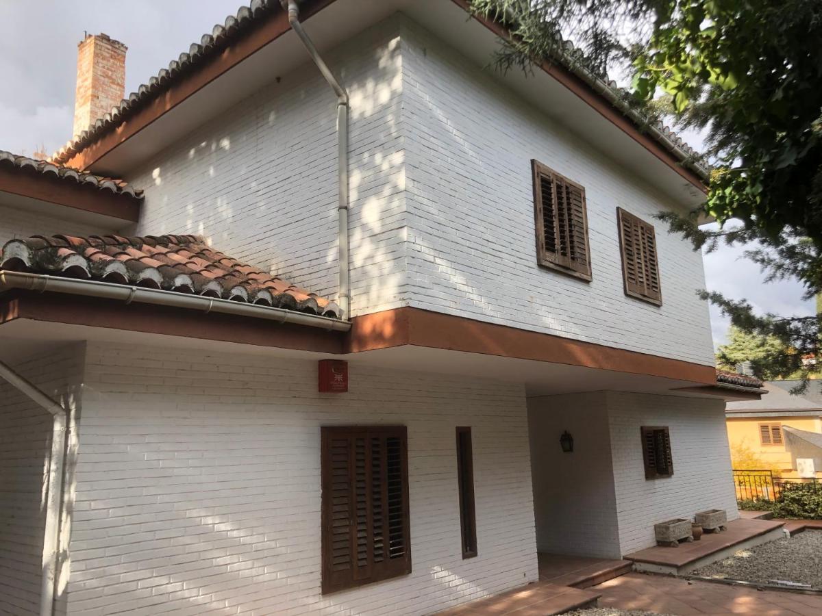 Estupenda Villa Con Piscina 5 Minutos Centro Granada Prohibido Fiestas Bagian luar foto